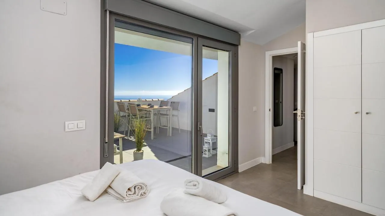 Top-Floor Apartment With Pool Ref 20 Benalmadena